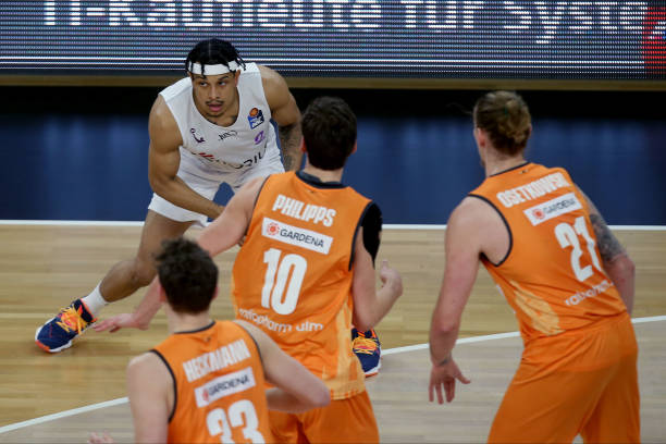 够为利物浦 够为利物浦